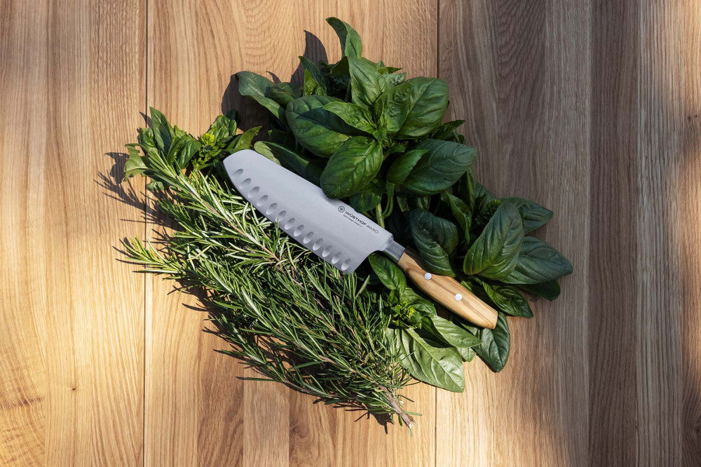 Amici Santoku 17 cm Ribbed